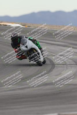 media/Sep-21-2025-Race Pace (Sun) [[98bf33ef95]]/Non Verified/1-Turns 9 and 10 (8am)/